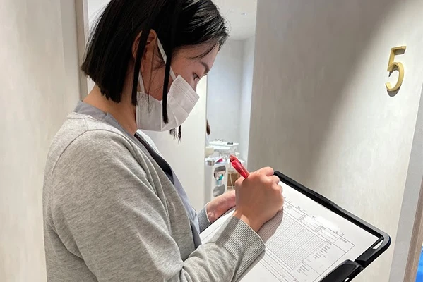 インプラント埋入オペの記録をつけています