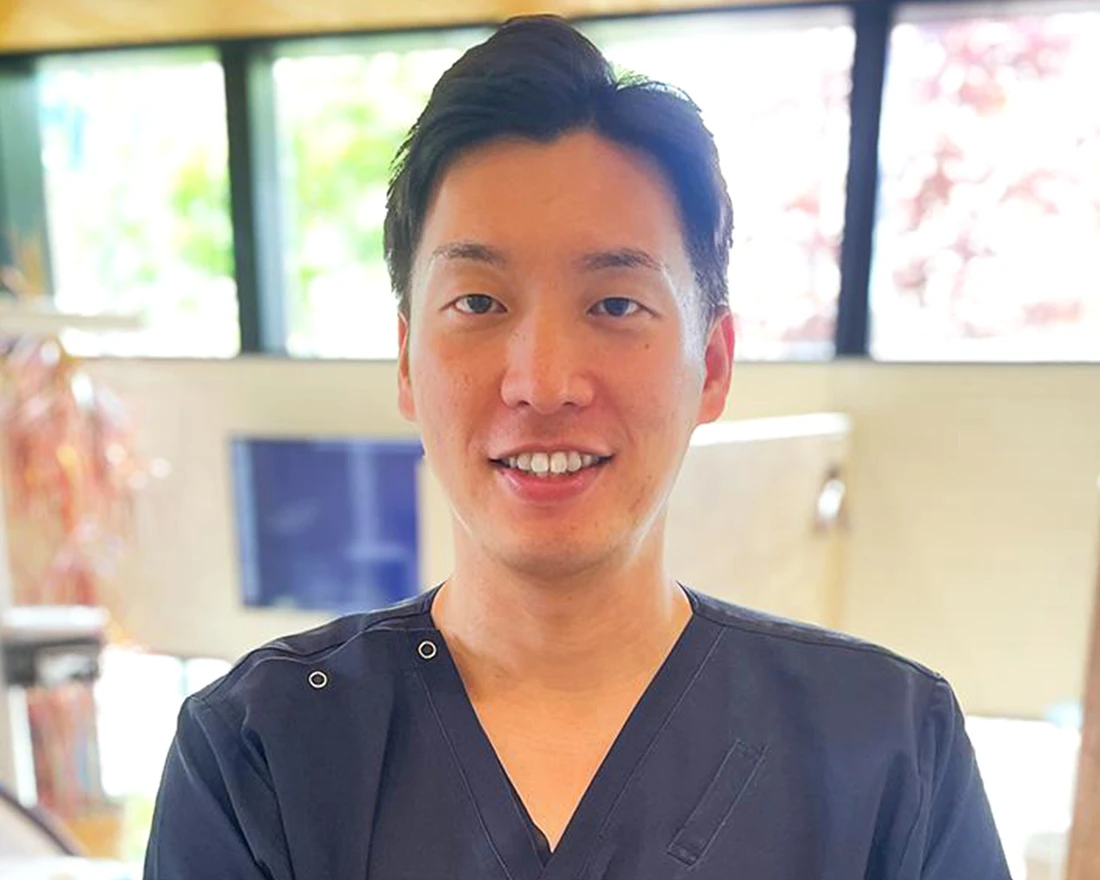 中嶋歯科医院　院長　酒屋 大輔